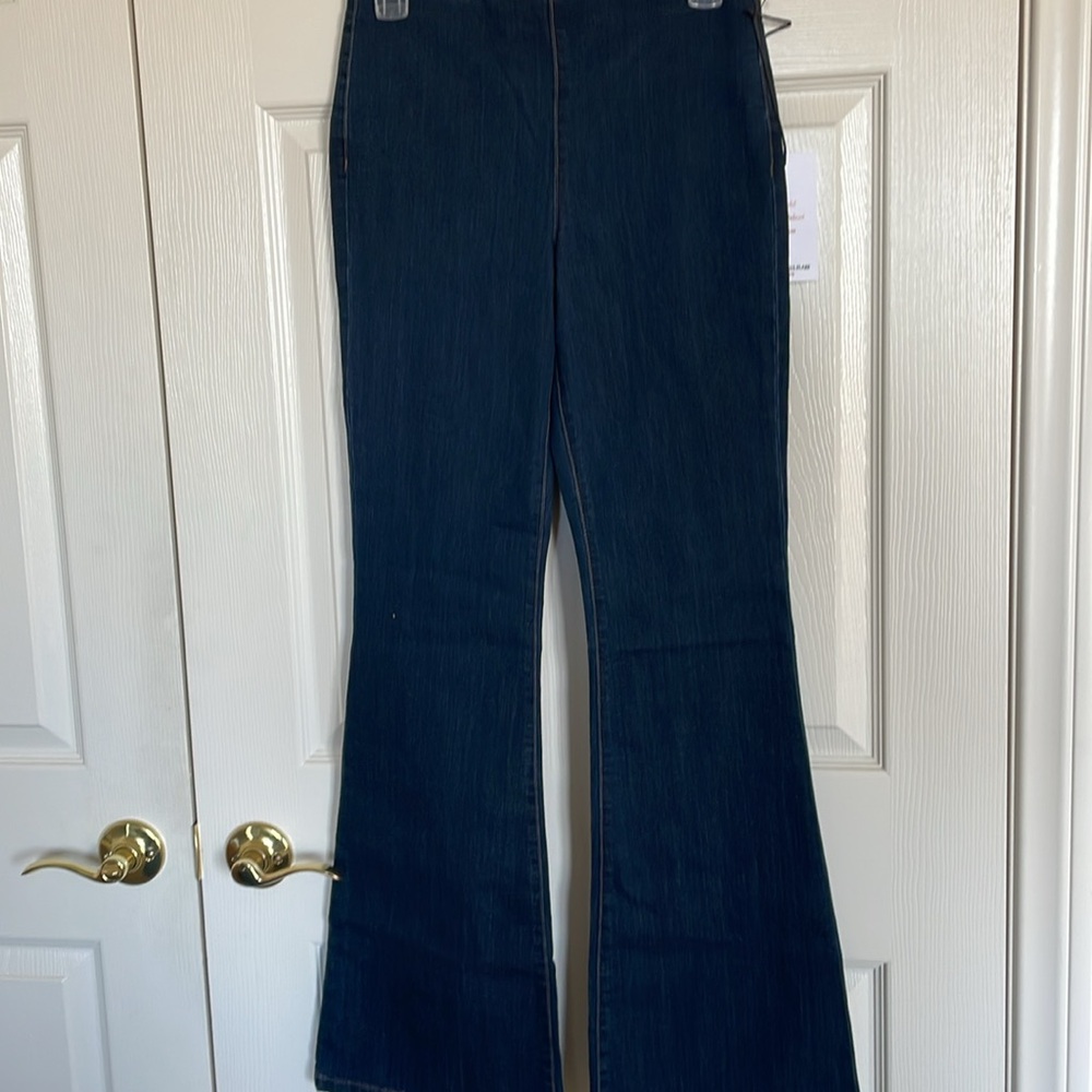New! Skinnygirl High Rise Beverly Hills Pull-On Flare Dark Blue Jeans Size 27/4 - Picture 3 of 9